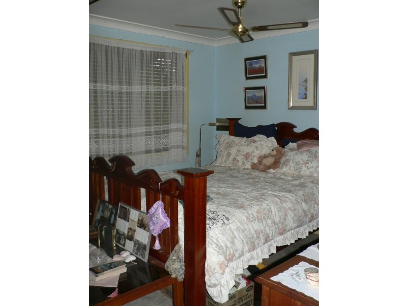 14 Hoyer Street, Cobargo NSW 2550