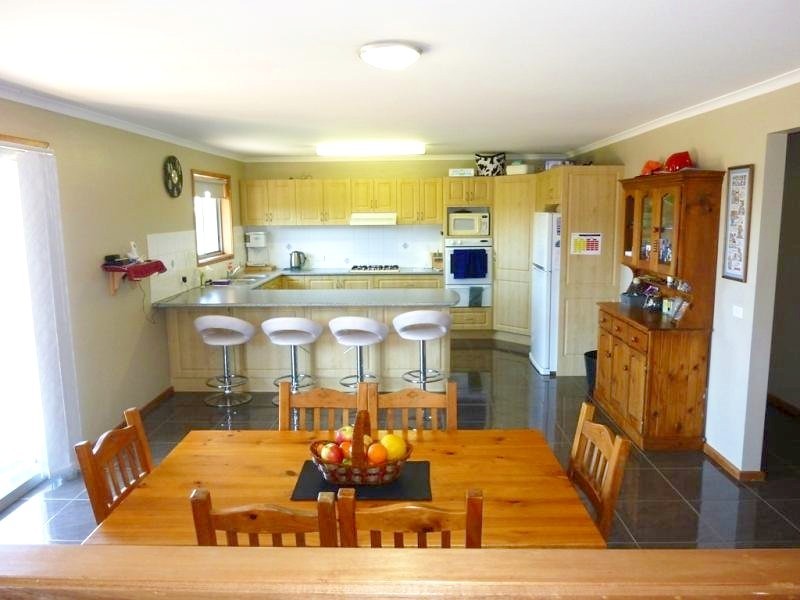 7 Garden Circle, Merimbula NSW 2548