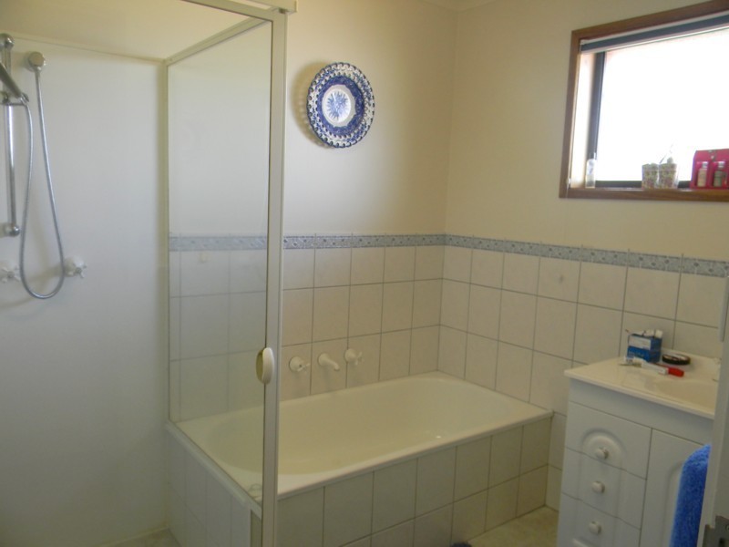 2/14 Hakea Place, Tura Beach NSW 2548
