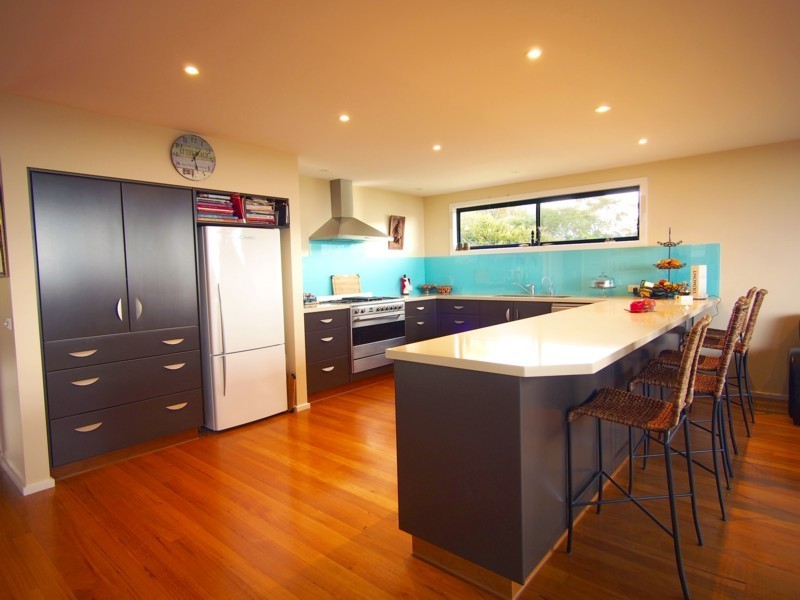 18 Lakeview Avenue, Merimbula NSW 2548