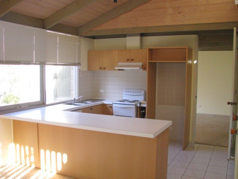 100 Golf Circuit, Tura Beach NSW 2548