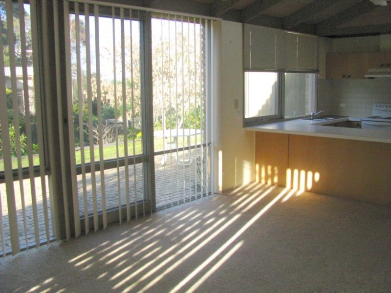 100 Golf Circuit, Tura Beach NSW 2548