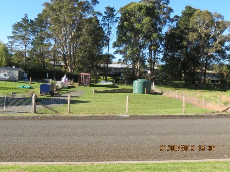 11 Tarlinton Street, Cobargo NSW 2550
