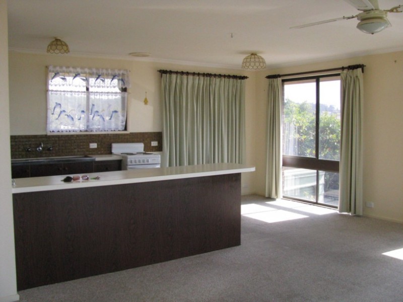 17 Surf Circle, Tura Beach NSW 2548