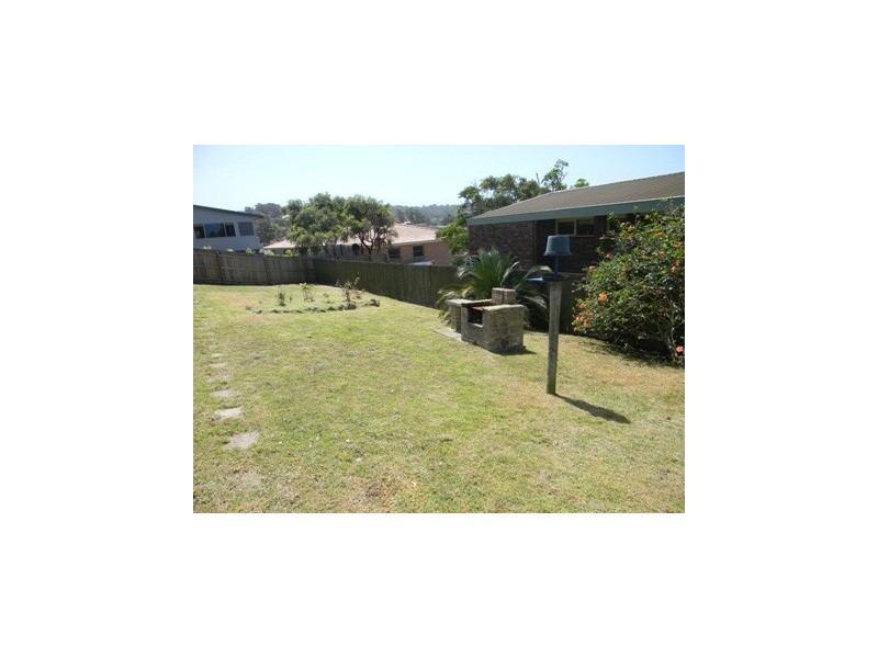 17 Surf Circle, Tura Beach NSW 2548