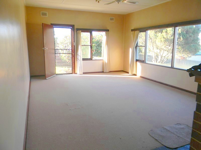 10 Little Gahan Street, Pambula NSW 2549