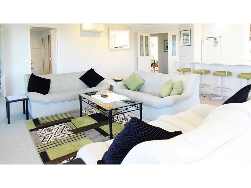 6/18 Surf Circle, Tura Beach NSW 2548