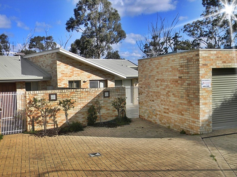 2/34 Imlay Street, Merimbula NSW 2548