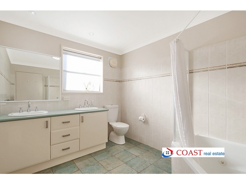 2/27 Wyeebo Lane, Merimbula NSW 2548