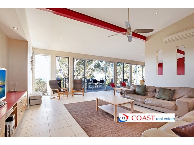 7 Lakeview Avenue, Merimbula NSW 2548