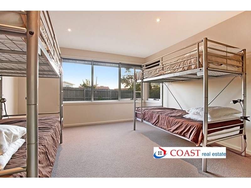 7 Lakeview Avenue, Merimbula NSW 2548