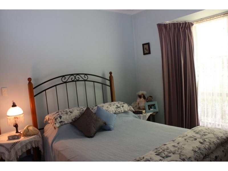 61 Thomas Avenue, Corowa NSW 2646