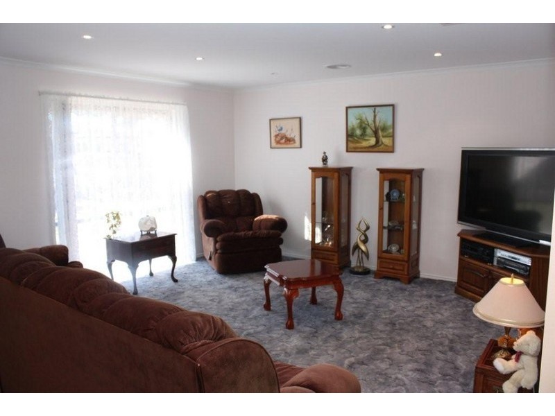 6 Keena Court, Corowa NSW 2646