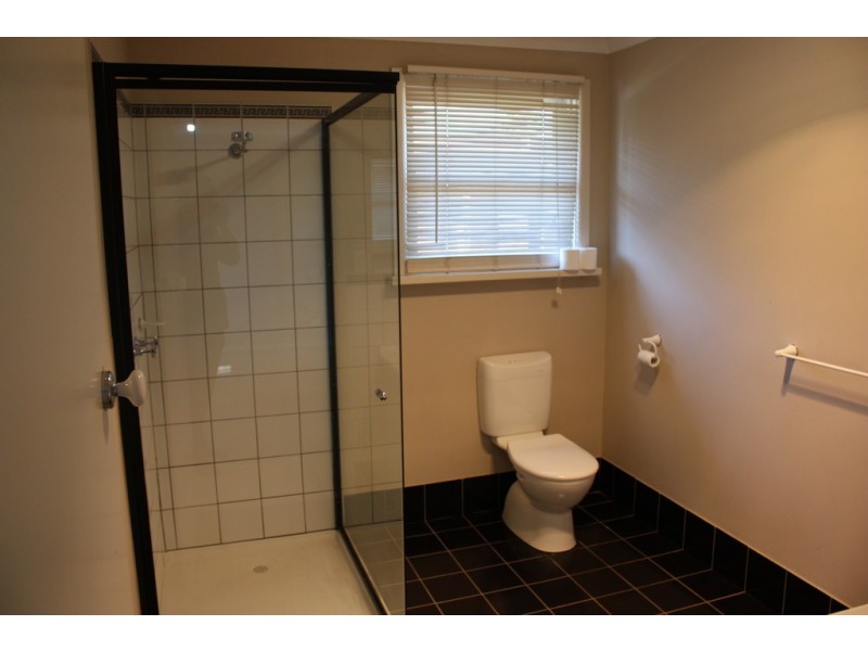 65 Banff Street, Corowa NSW 2646