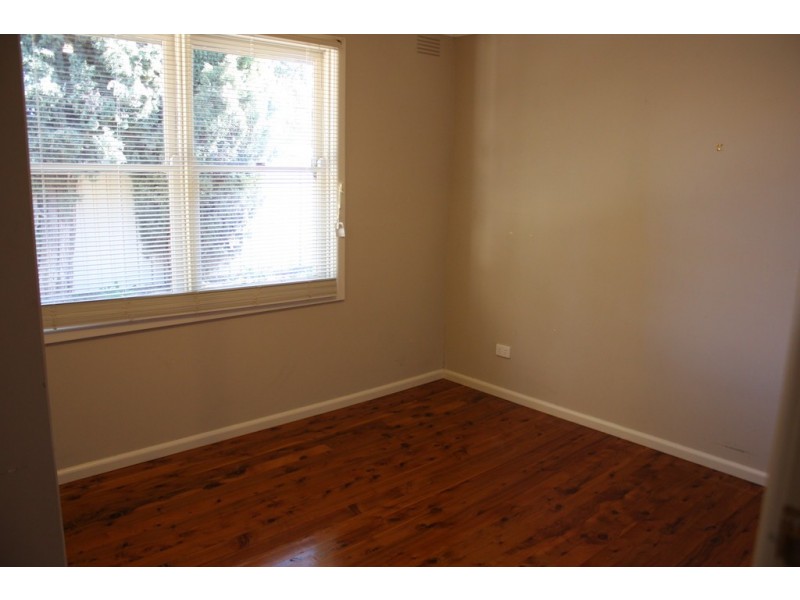 65 Banff Street, Corowa NSW 2646