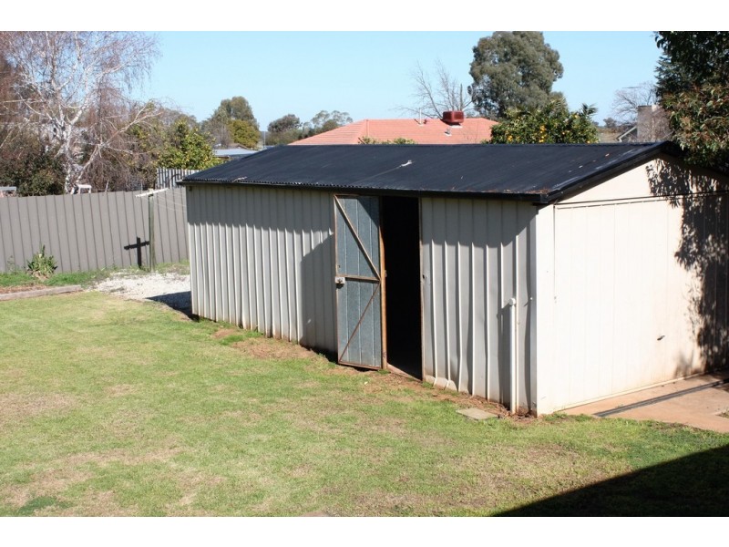 65 Banff Street, Corowa NSW 2646