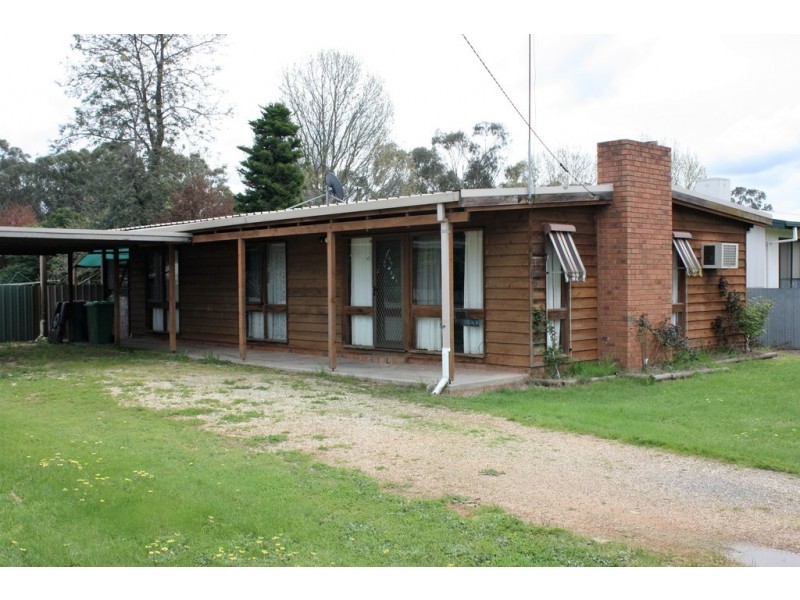 147 Church Street, Corowa NSW 2646