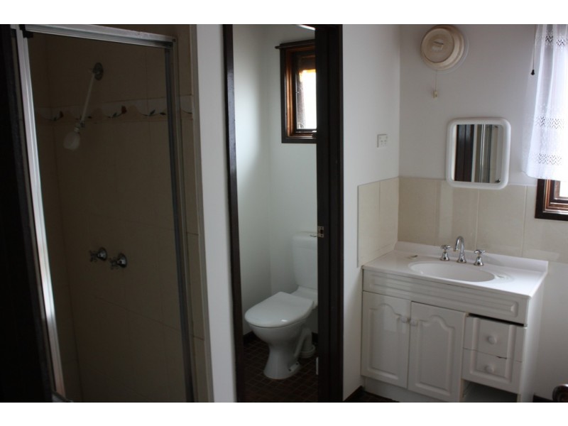 147 Church Street, Corowa NSW 2646