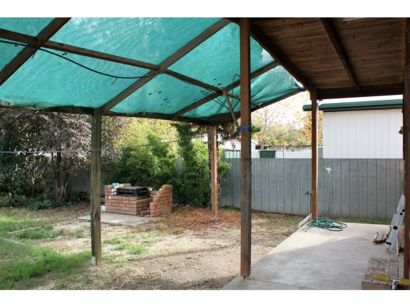 147 Church Street, Corowa NSW 2646