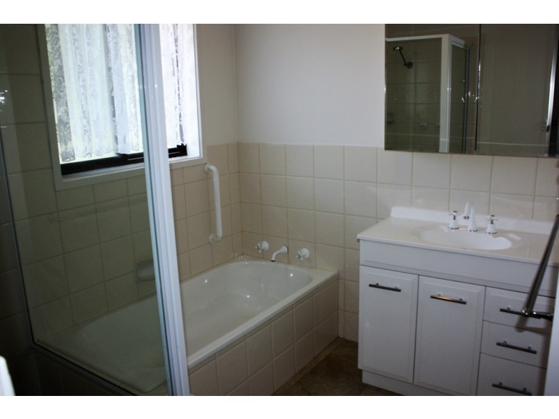 11 Gallipoli Street, Corowa NSW 2646