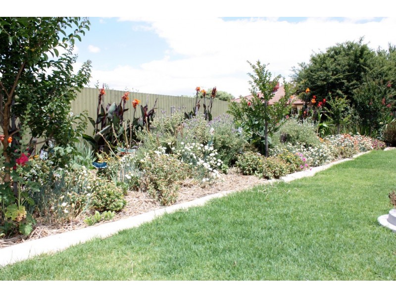 11 Gallipoli Street, Corowa NSW 2646