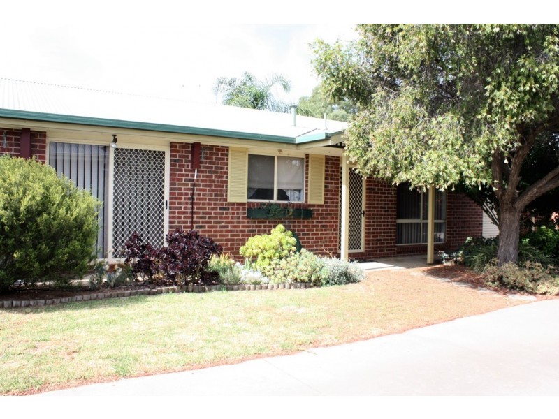 1/257 Hume Street, Corowa NSW 2646