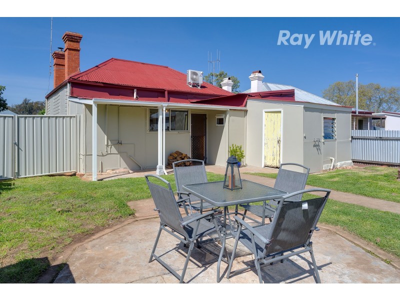 45 Edward Street, Corowa NSW 2646