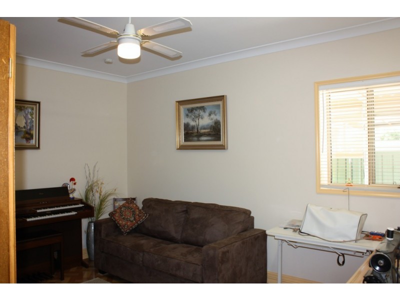 73 Banksia Drive, Corowa NSW 2646