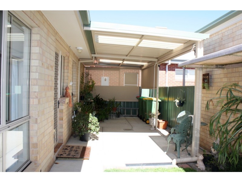 73 Banksia Drive, Corowa NSW 2646