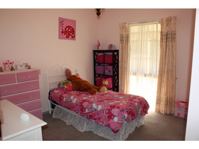 235 Church Street, Corowa NSW 2646