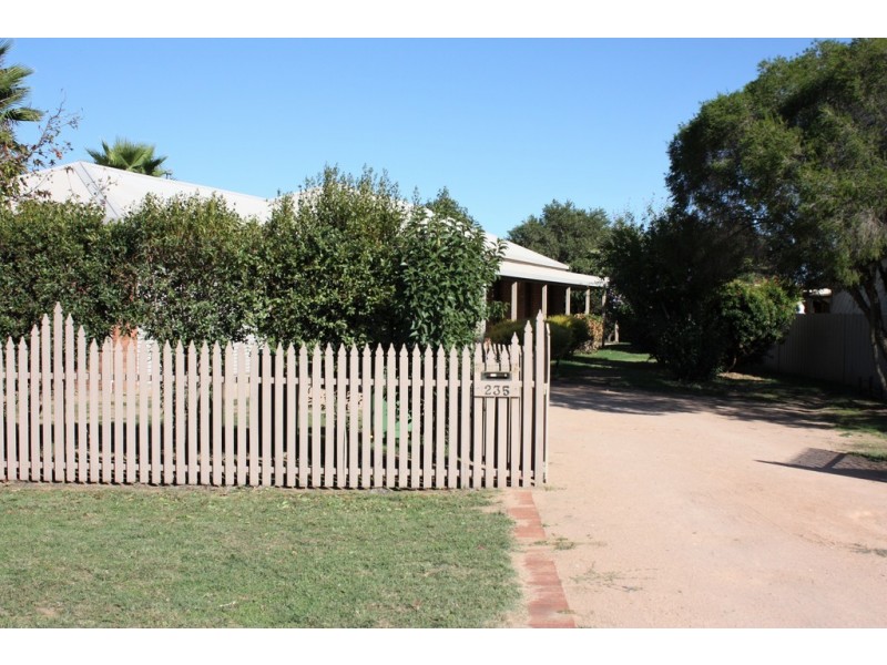 235 Church Street, Corowa NSW 2646