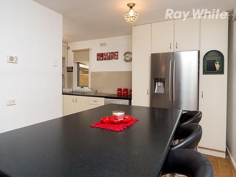 96 Redlands Road, Corowa NSW 2646