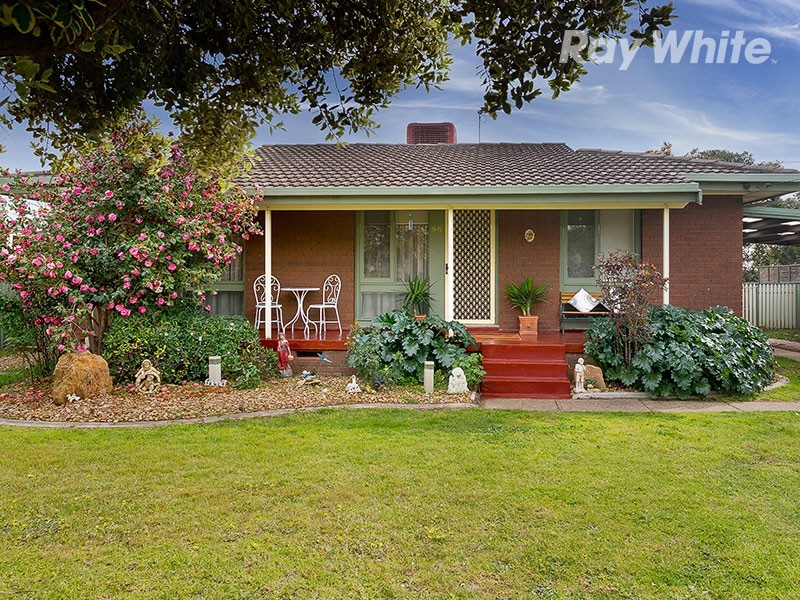 96 Redlands Road, Corowa NSW 2646