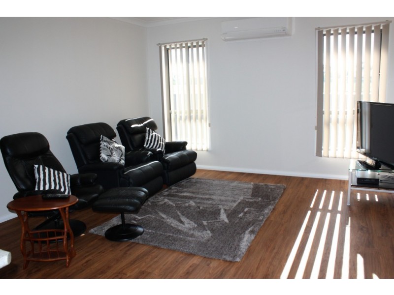 19 Ash Avenue, Corowa NSW 2646