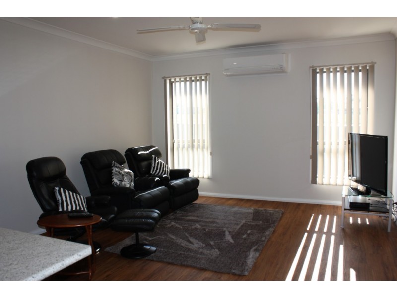 19 Ash Avenue, Corowa NSW 2646