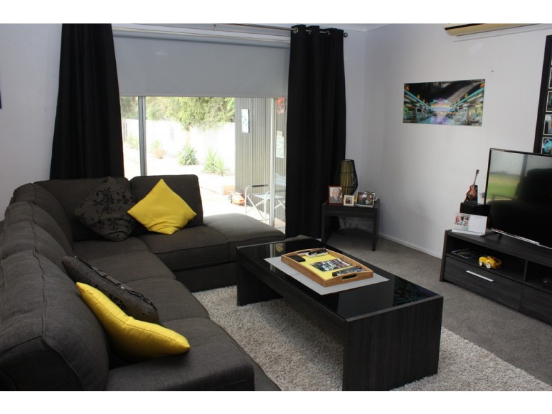 58 Redlands Road, Corowa NSW 2646