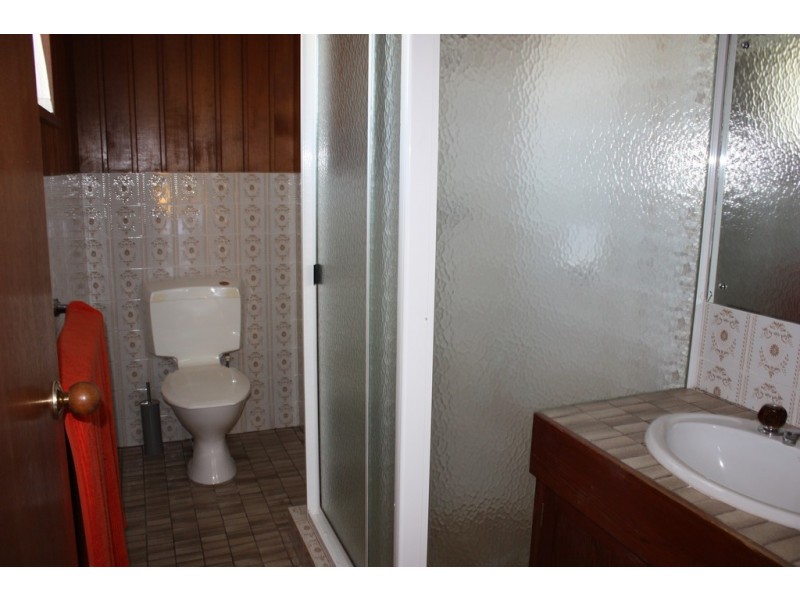 33 Airlie Street, Corowa NSW 2646