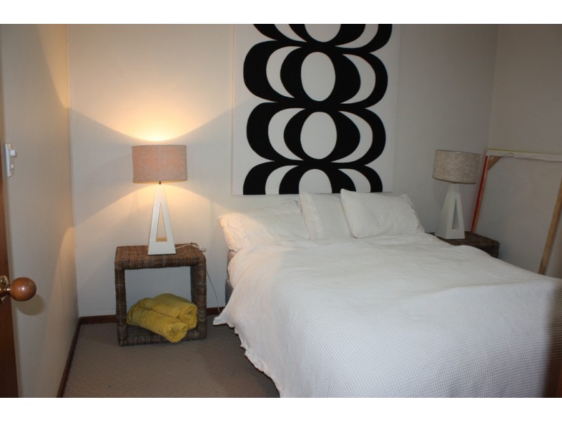 33 Airlie Street, Corowa NSW 2646