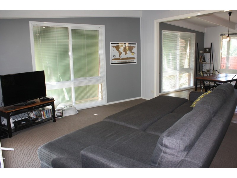 16 Edward Street, Corowa NSW 2646