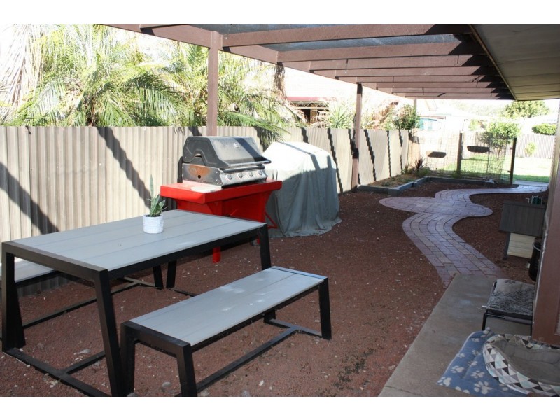 16 Edward Street, Corowa NSW 2646