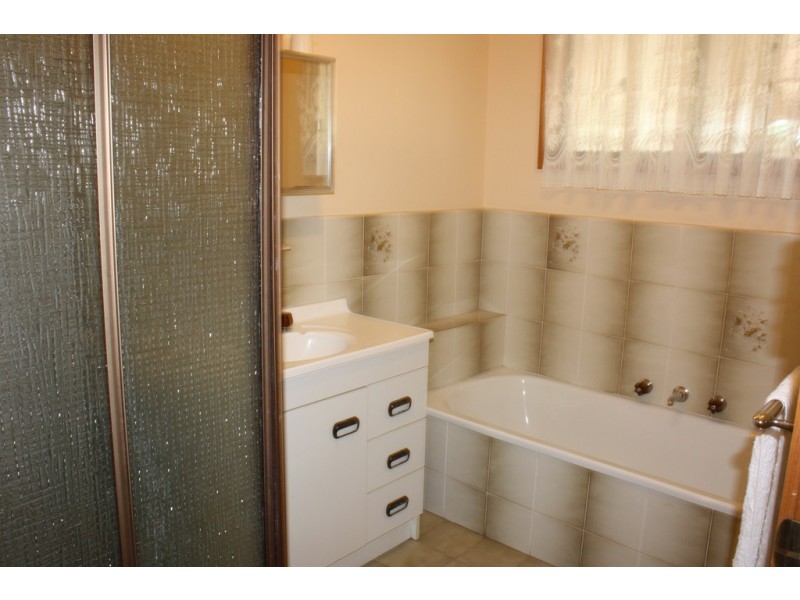 57 Cadell Street, Corowa NSW 2646