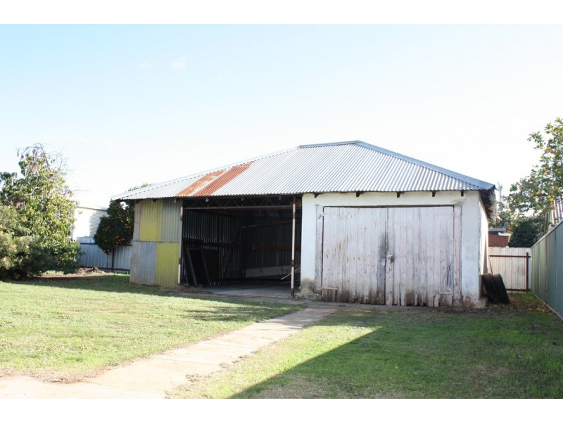 13 King Street, Corowa NSW 2646