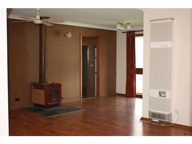 53 Cadell Street, Corowa NSW 2646