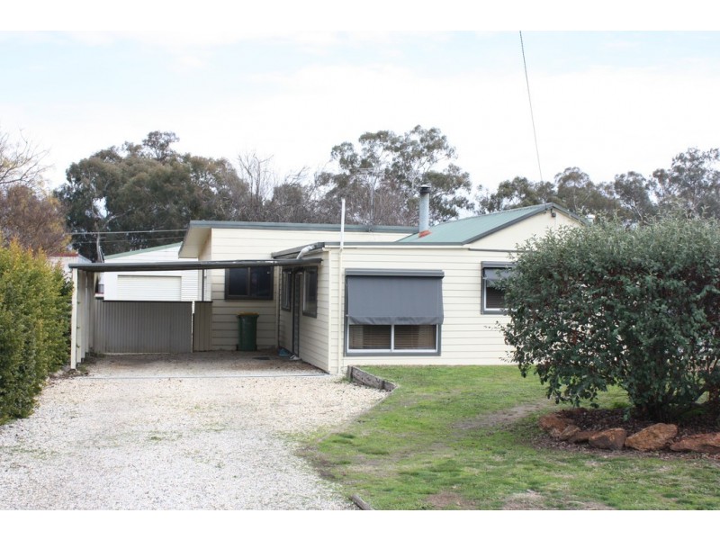 175 Church Street, Corowa NSW 2646