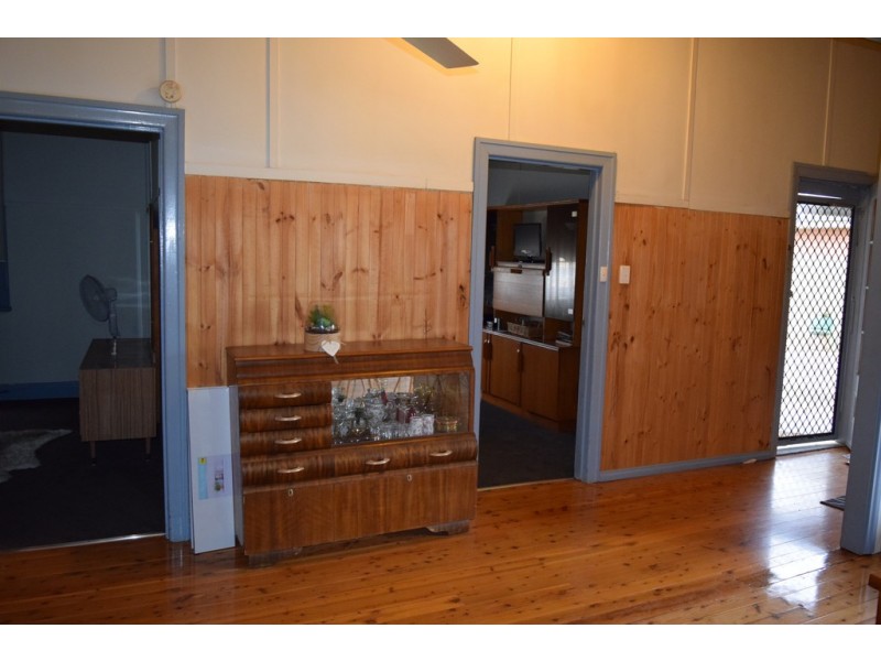 9 Airlie Street, Corowa NSW 2646