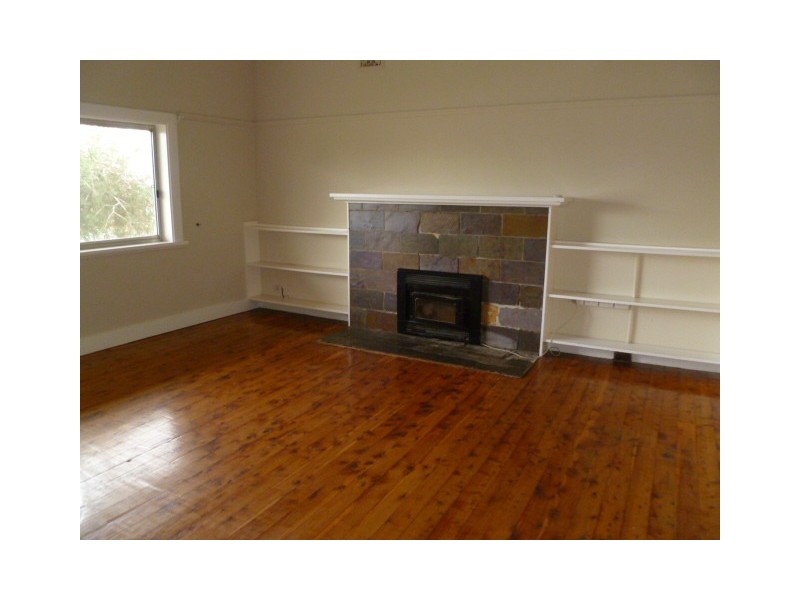 22 Birdwood Street, Corowa NSW 2646