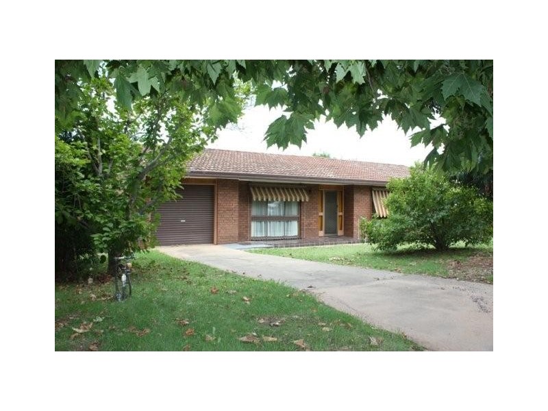 7 Birdwood Street, Corowa NSW 2646