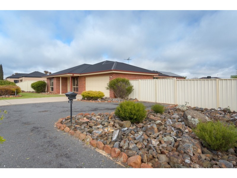 8 Maxwell Drive, Wahgunyah VIC 3687