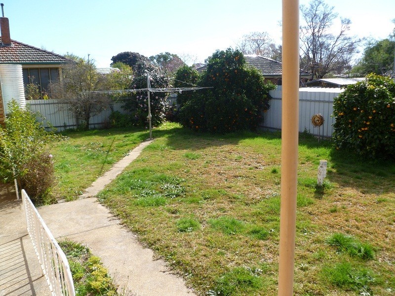 42 Redlands Road, Corowa NSW 2646