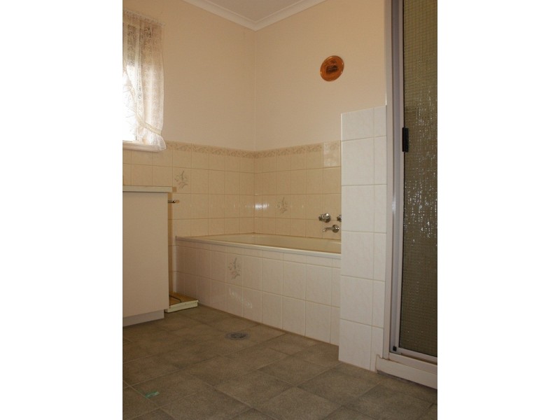 15 Bristol Court, Corowa NSW 2646